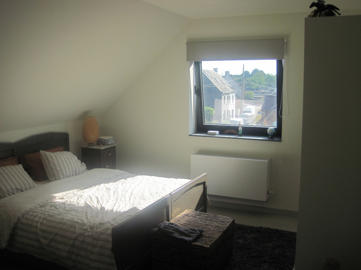 Nieuwe, ruime duplex!   GEEN VASTE KOSTEN !! 