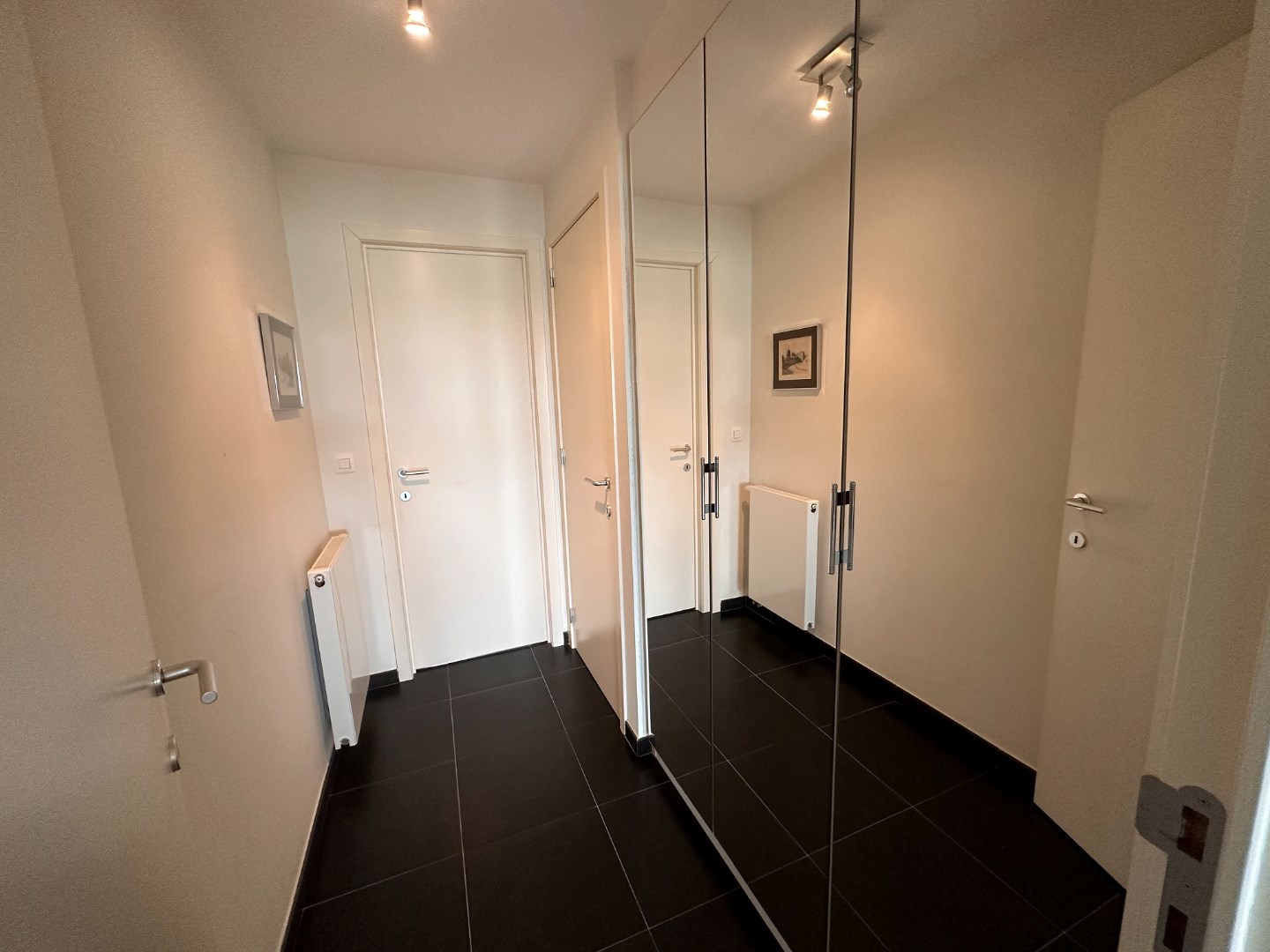 RUIME DUPLEX PENTHOUSE MET TERRASSEN OP TOPLIGGING 