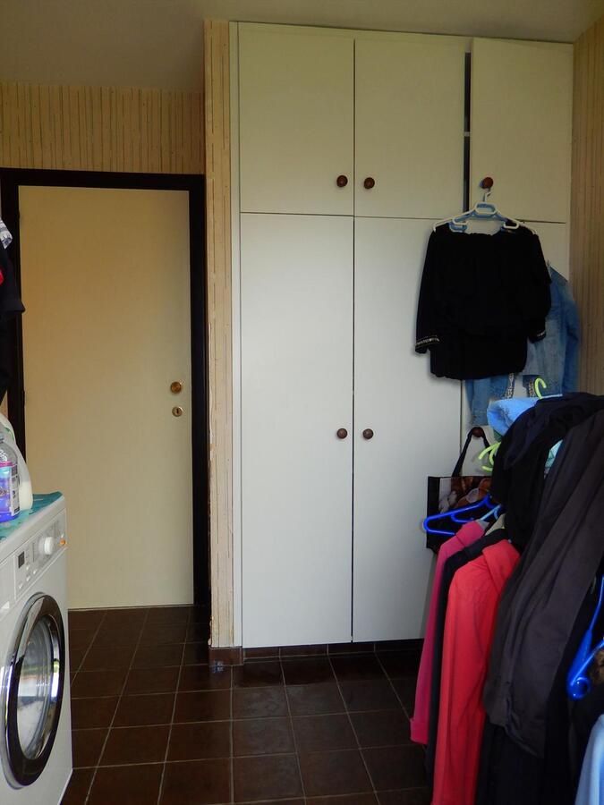 Ruime villa met zonnige tuin en 4 of 5 slaapkamers 