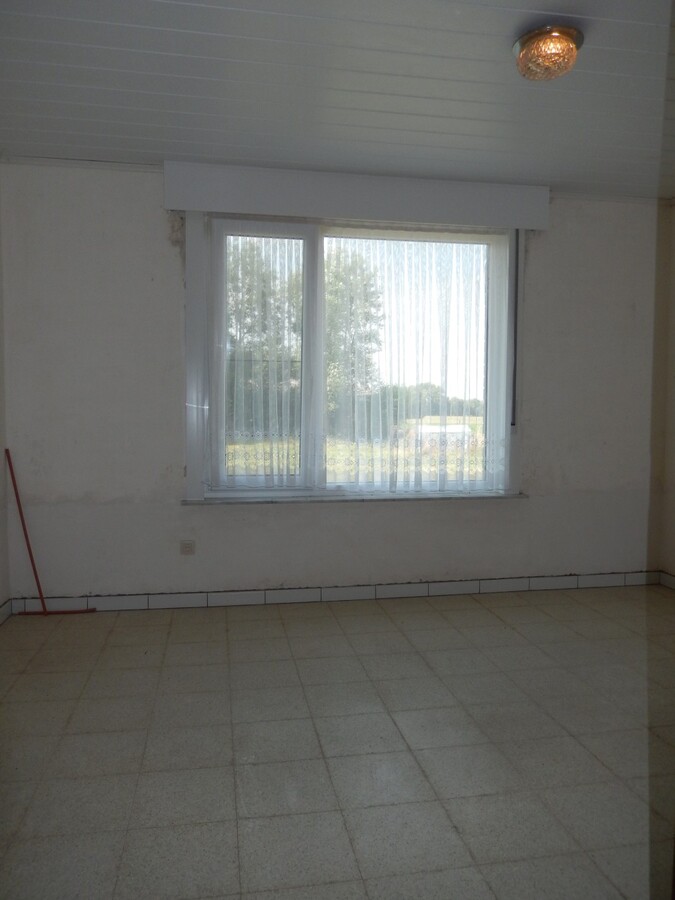 Instapklare landelijk gelegen alleenstaande woning 