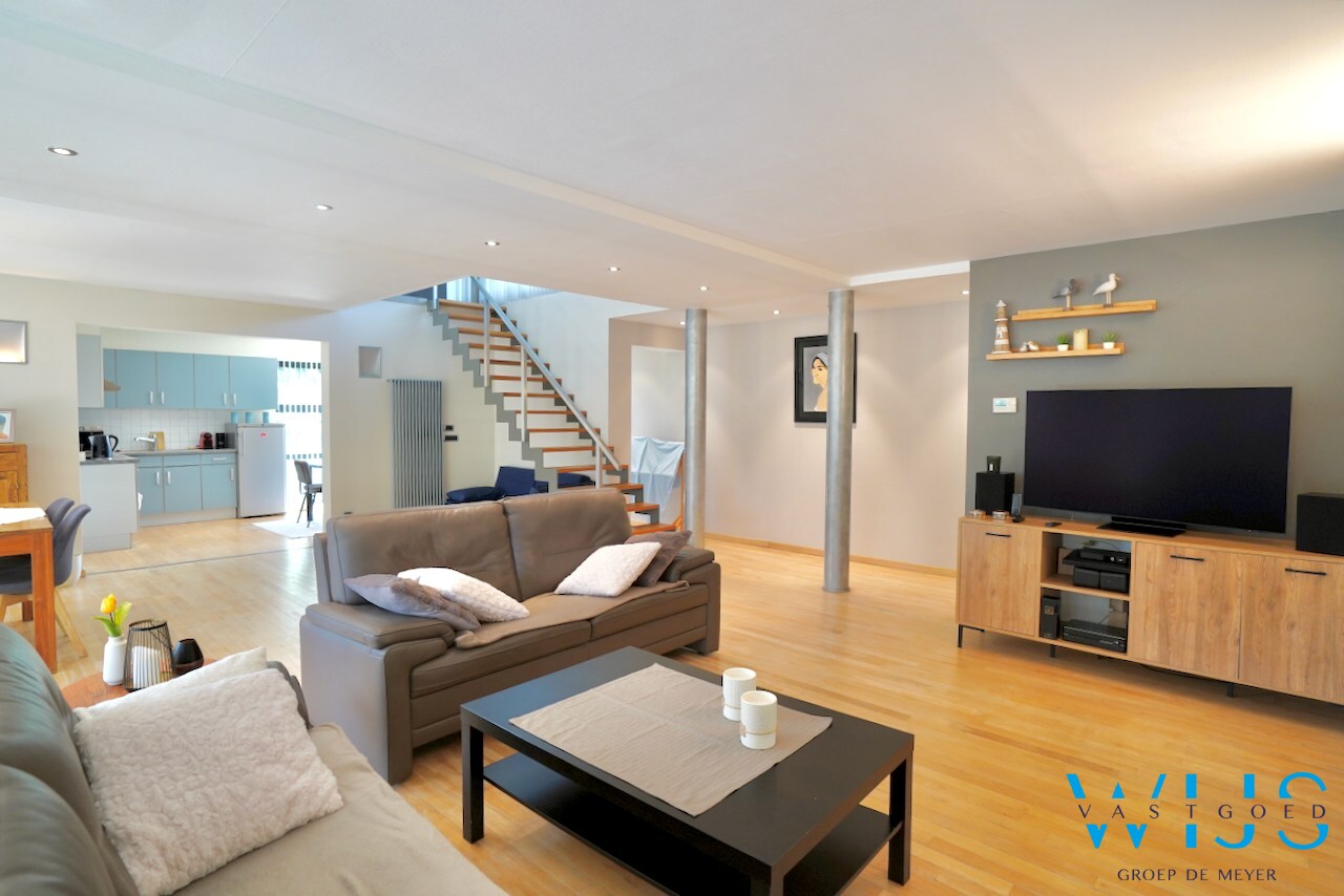 Unieke architecturale woning met heerlijke tuin in Watervliet 