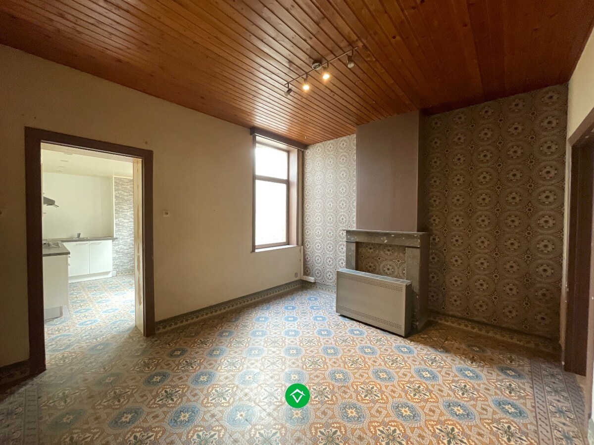 Centraal gelegen woning met 2 slaapkamers en tuin in centrum Roeselare 