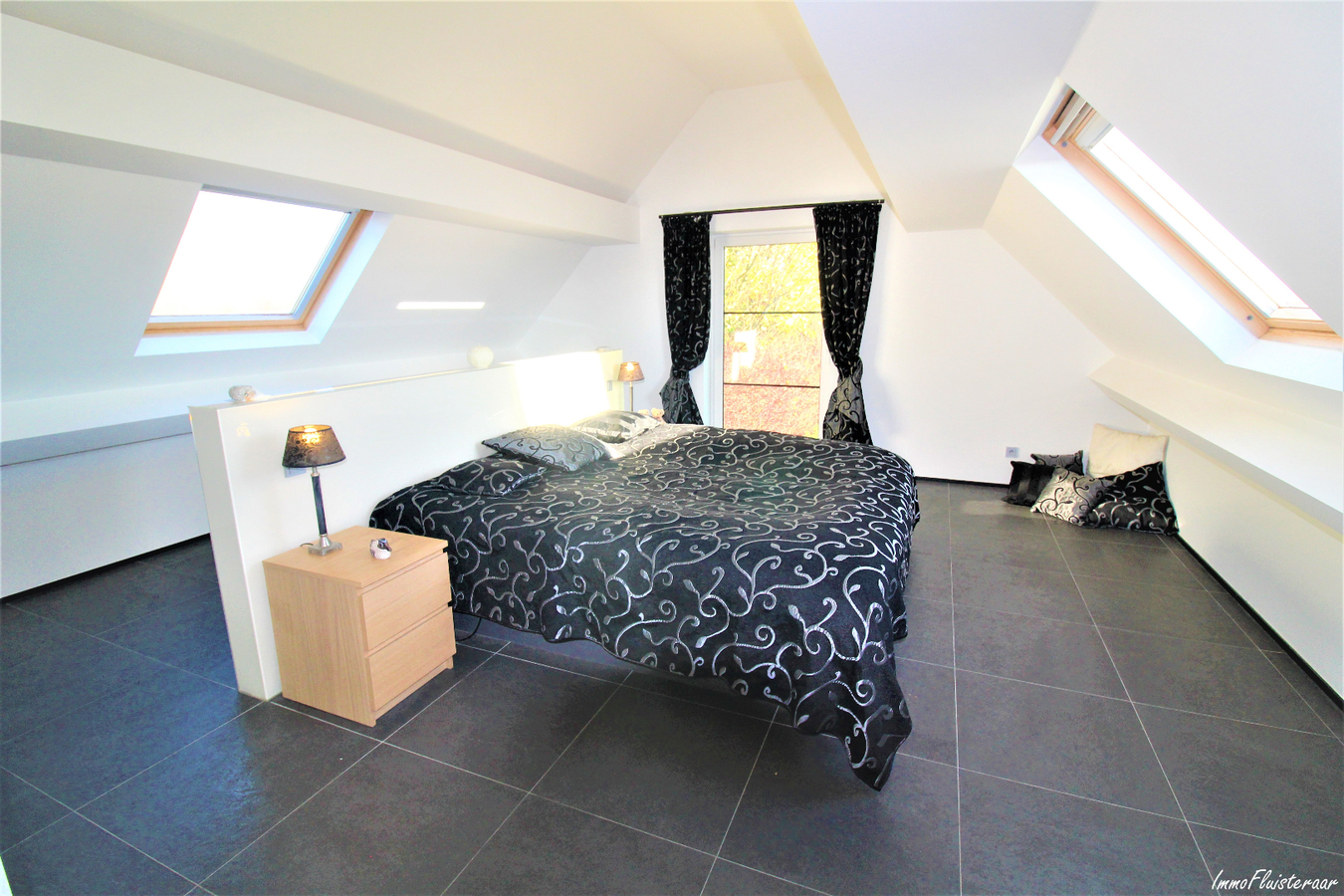 Magnifique maison avec grande annexe et prés sur environ 2ha à Biévène (Brabant Flamand) 