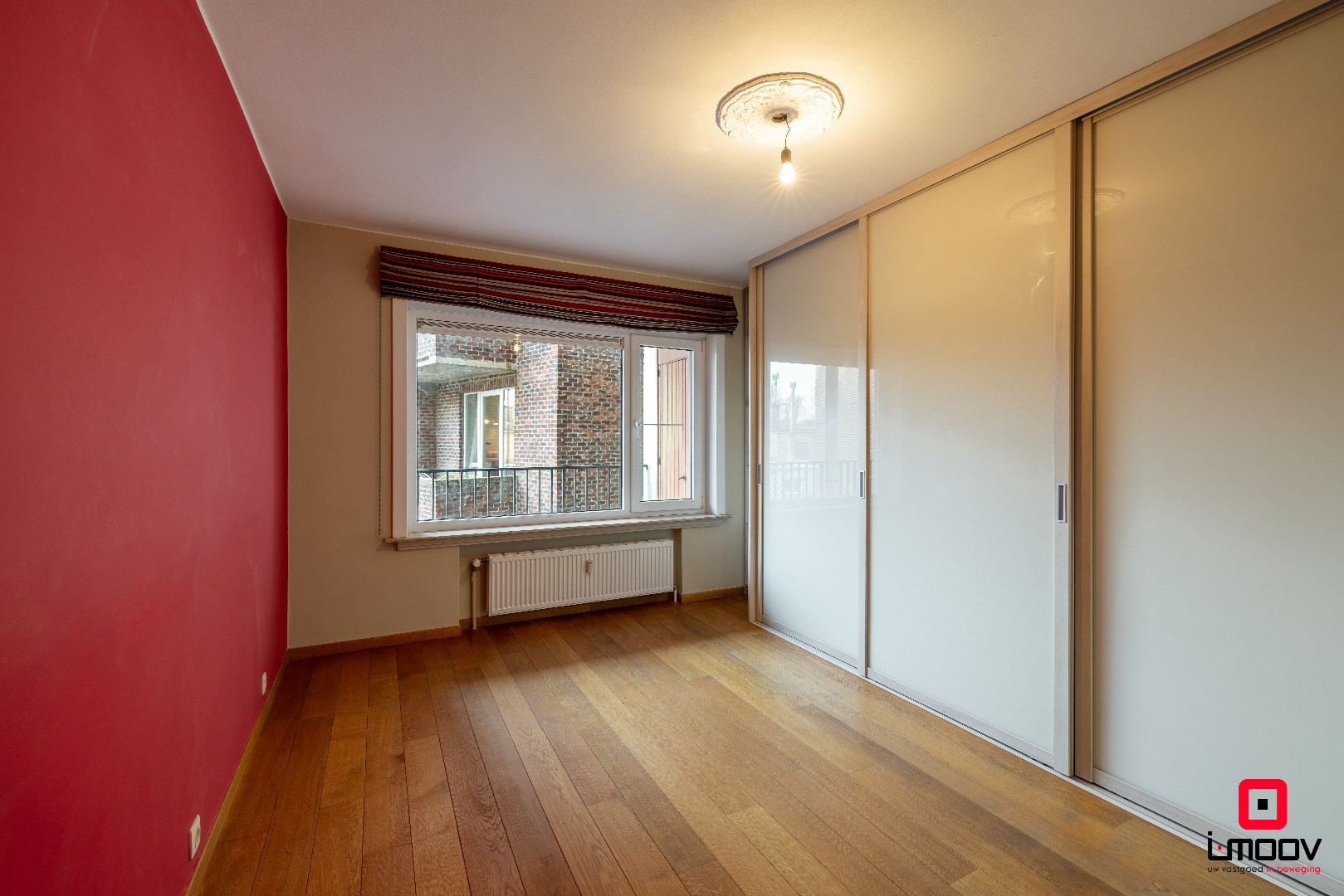 Ruim, stijlvol en uitzonderlijk gelegen 3-slaapkamerappartement aan Gent-Sint-Pieters 