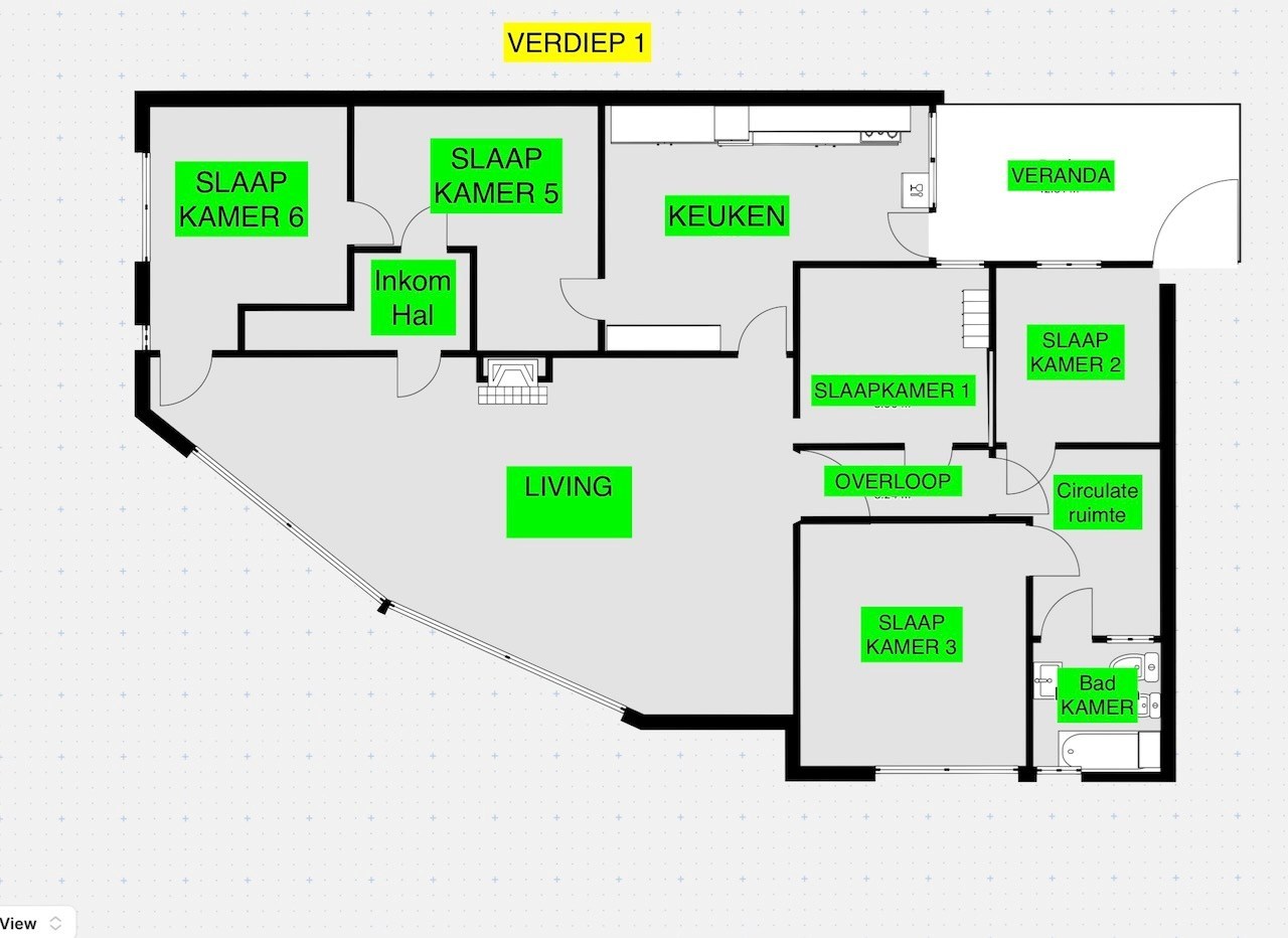 Te renoveren zes slaapkamer appartement 
