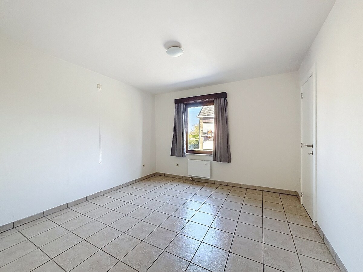 Leuk appartement met groot terras en garage nabij centrum Zottegem 