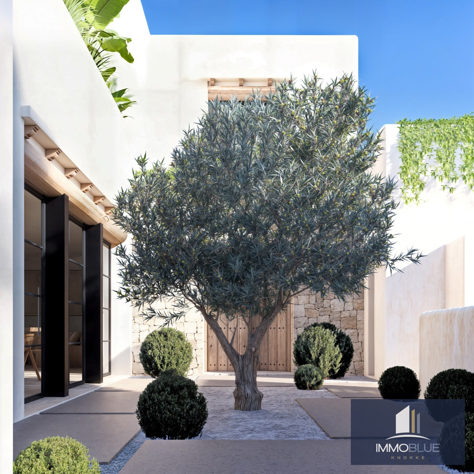 Villaproject in Ibiza-stijl, gelegen op een paar meter van de zee. 