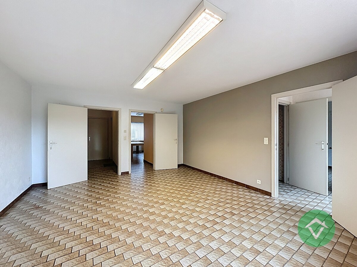 Woning met garage in centrum van Koekelare 