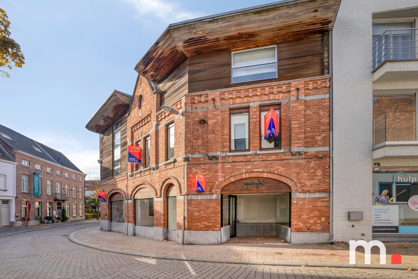 Handelspand met woonst in het centrum van Wervik te koop ! 