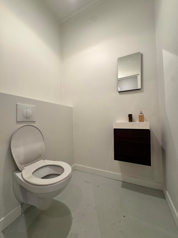 Instapklare woning met 3 slaapkamers en tuin te Roeselare 