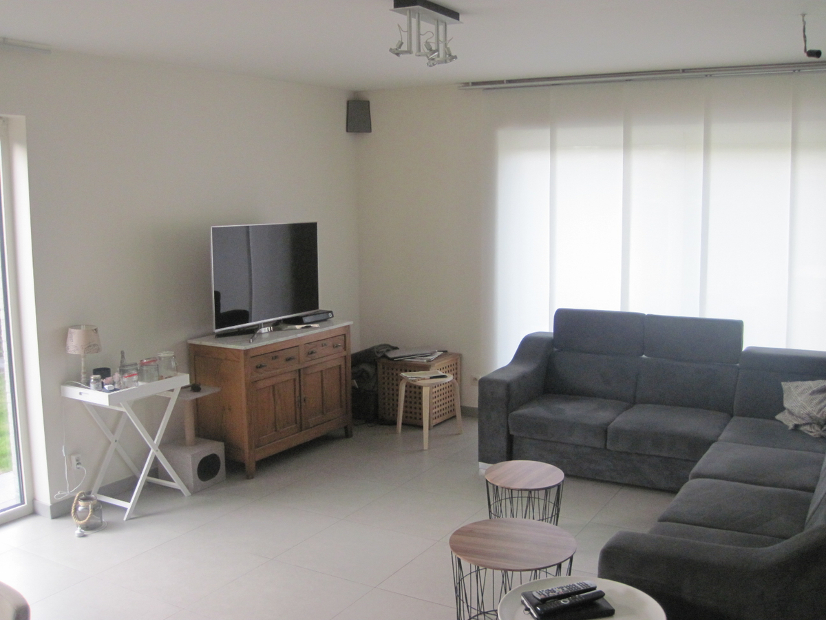 Recente, eigentijdse villa in doodlopende verkaveling ! 