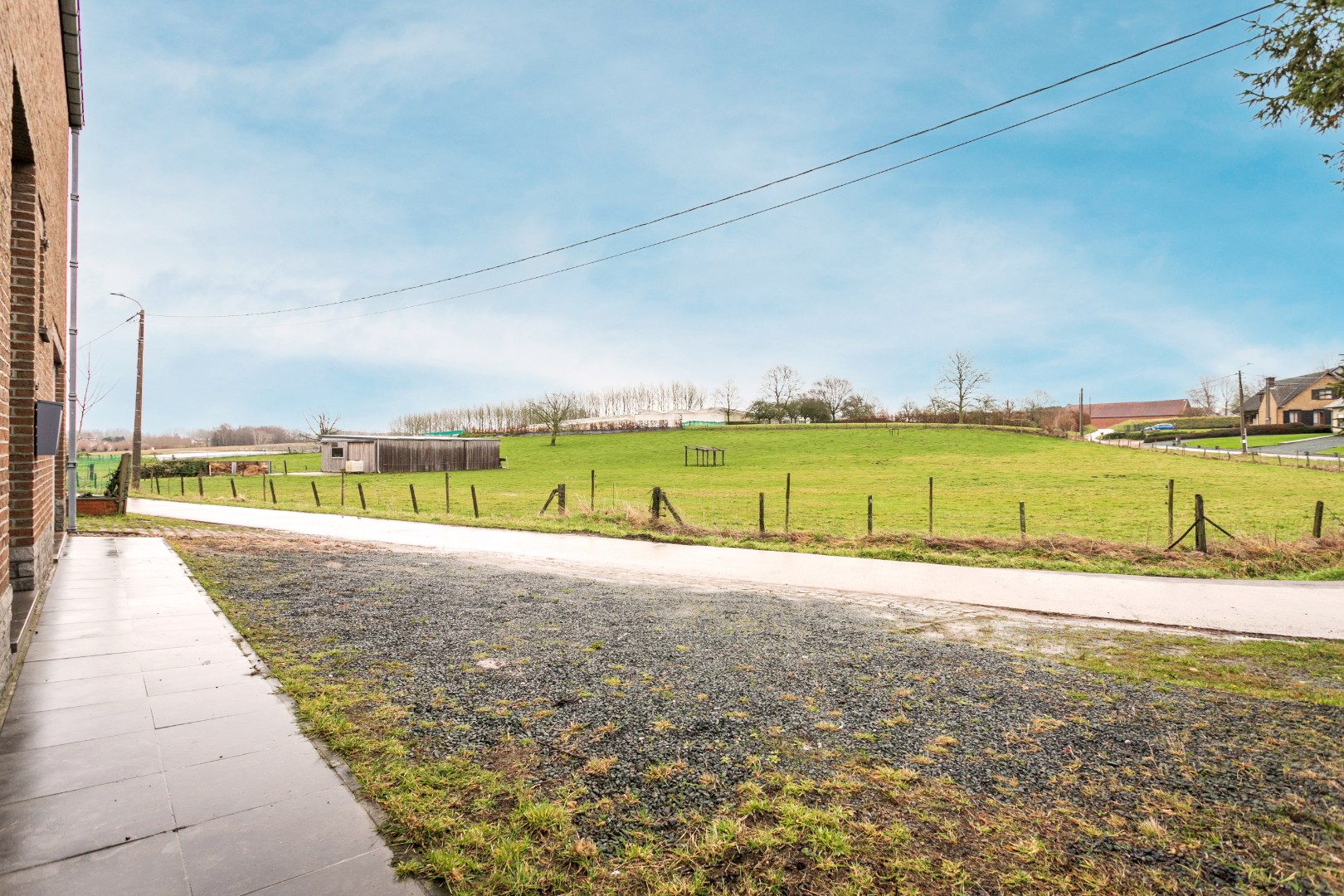 Ruime woning met veel potentieel in een groene omgeving op 39a 