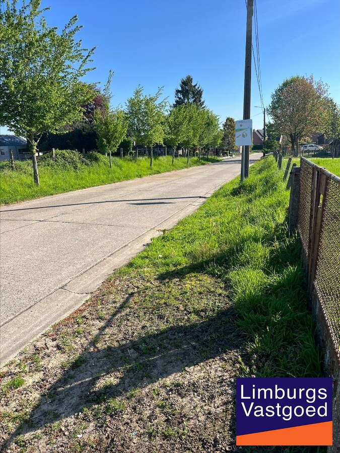 Nieuwbouwwoning, open bebouwing, 3 slpk, 14a14ca 