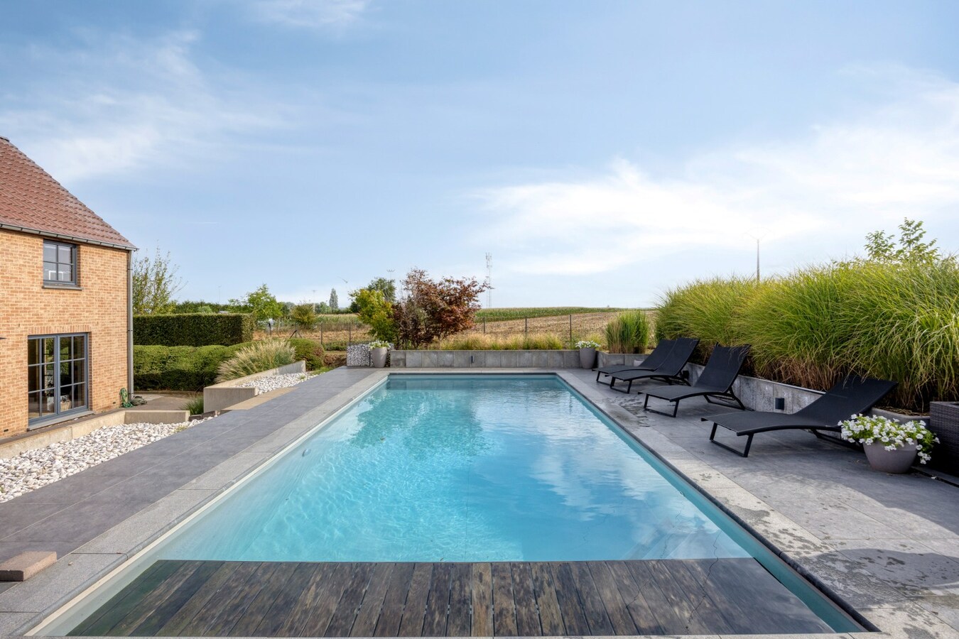 Exclusieve VILLA met zwembad en poolhouse te Piétrain - PEB energielabel B 
