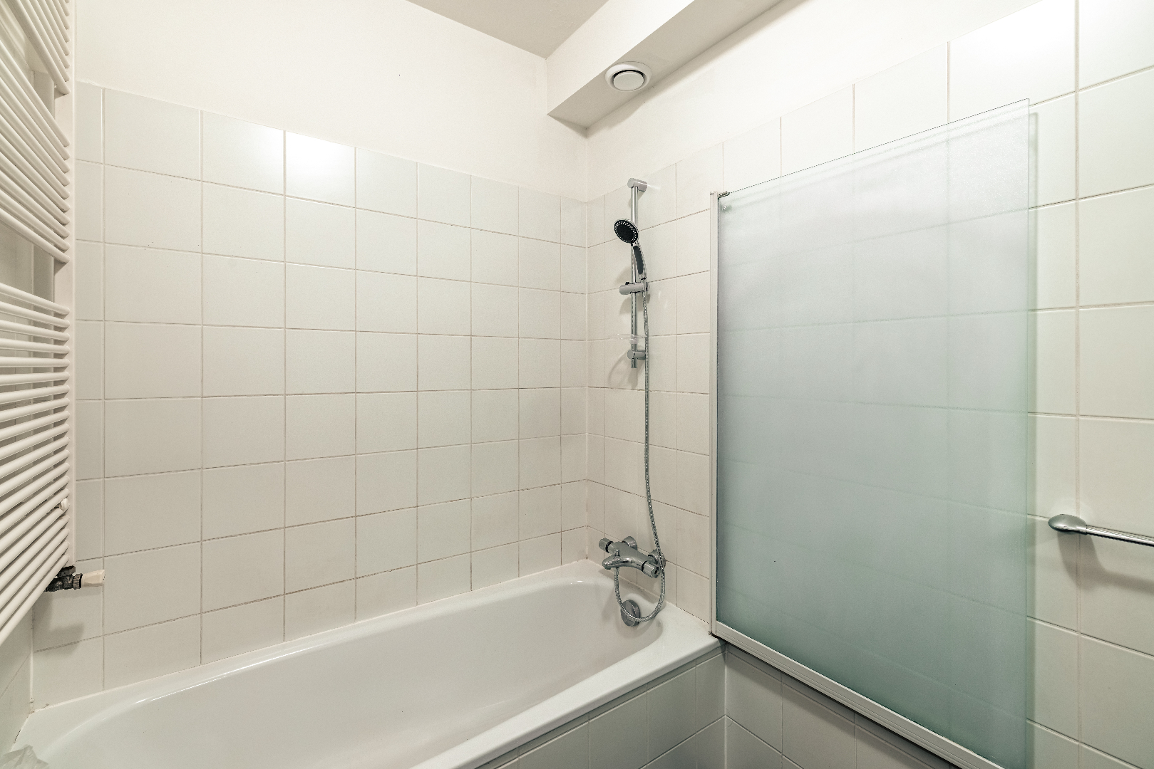 Twee-slaapkamerappartement aan het water 