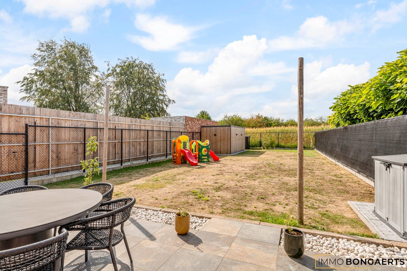 Instapklare woning met 3 slaapkamers 