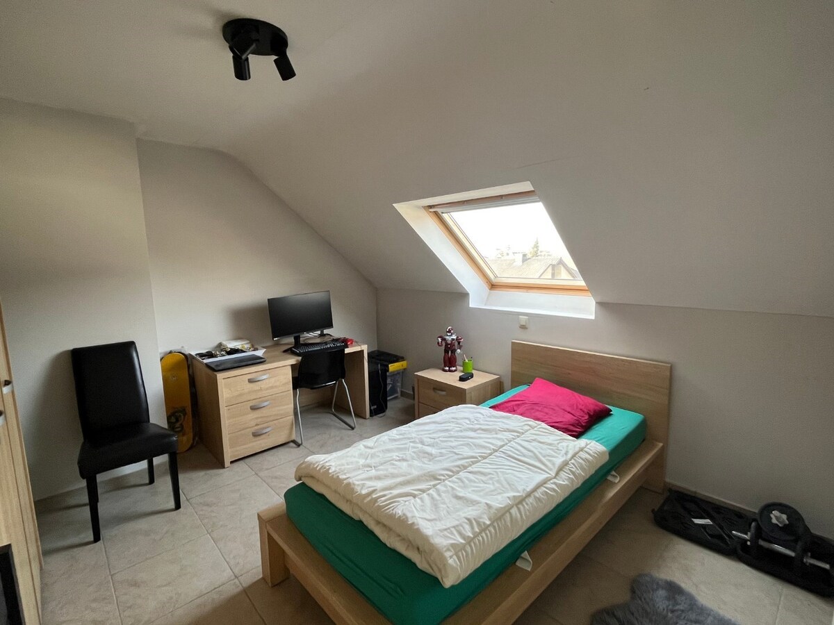 Ruim en goed gelegen 1 slaapkamer appartement! 