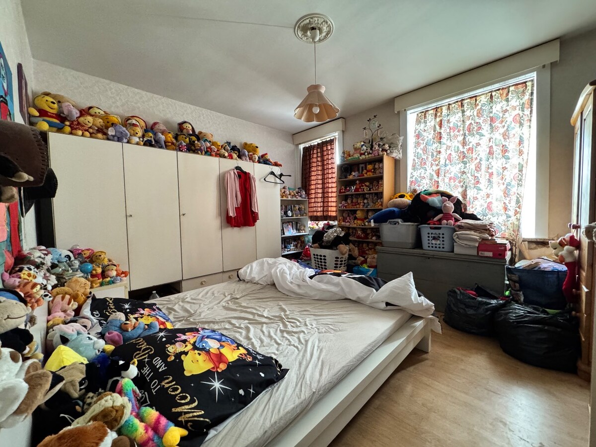 Woning met 3 slaapkamers en tuin te Roeselare 