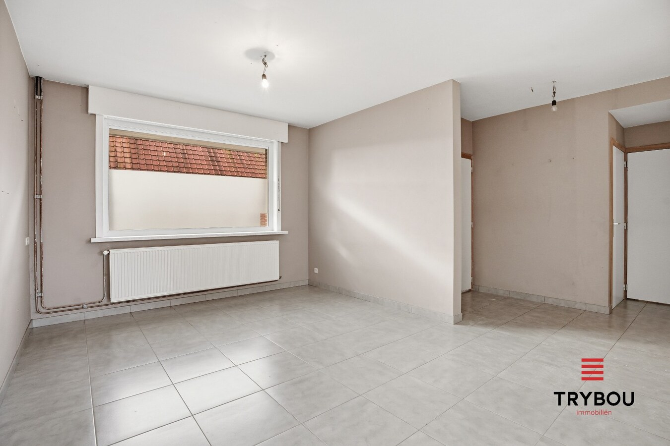 Halfopen bebouwing met 4 slaapkamers in Poelkapelle! 