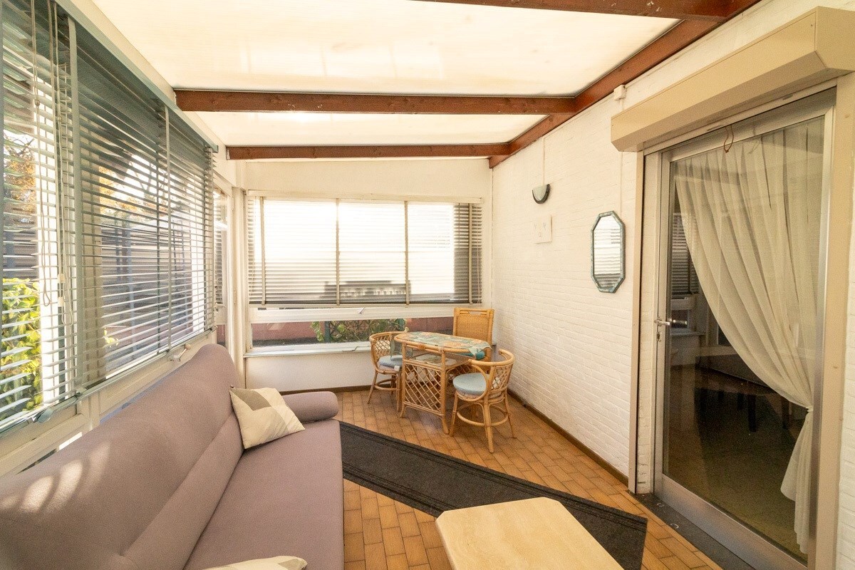 Ruime woning met veel mogelijkheden gelegen te Boekt 