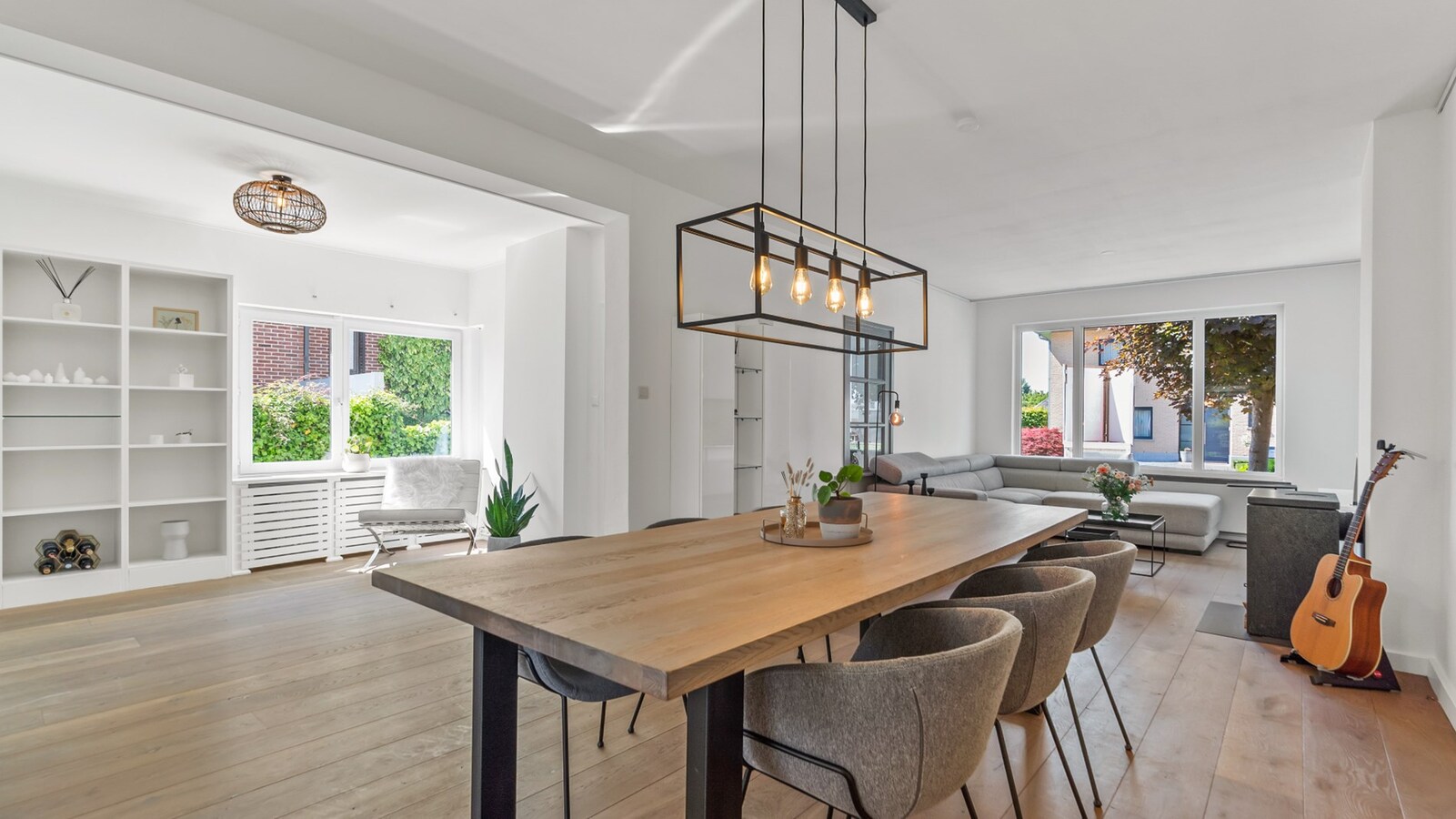 Volledig gerenoveerde, instapklare woning vlakbij Maastricht 