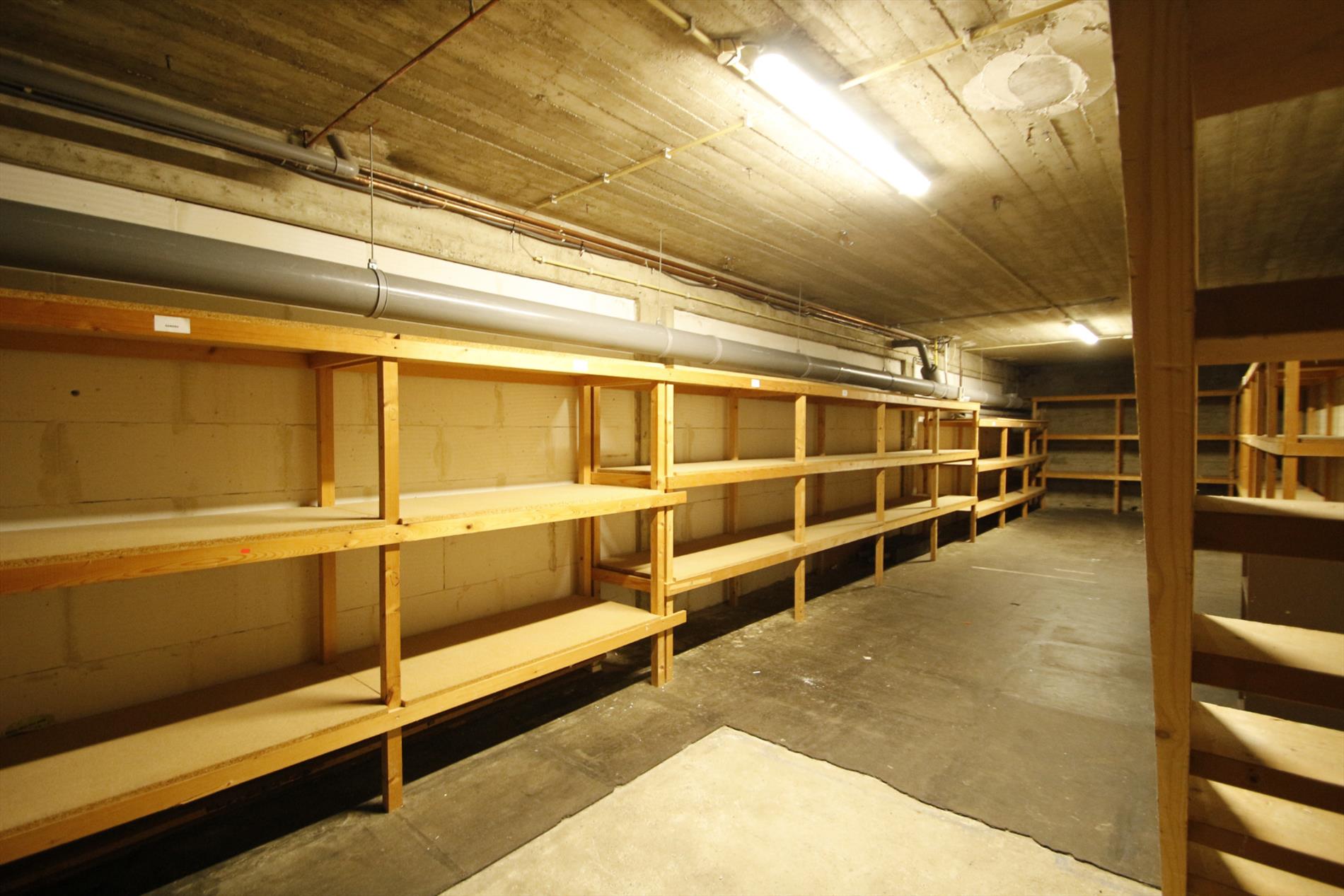 Commerciële winkel te huur in WEERT