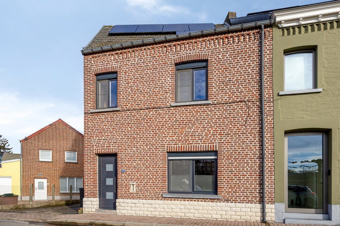 Halfopen bebouwing met 3 slaapkamers te Hoegaarden 