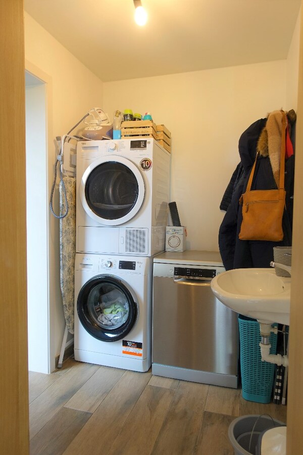 Instapklare gerenoveerde woning met tuin! 