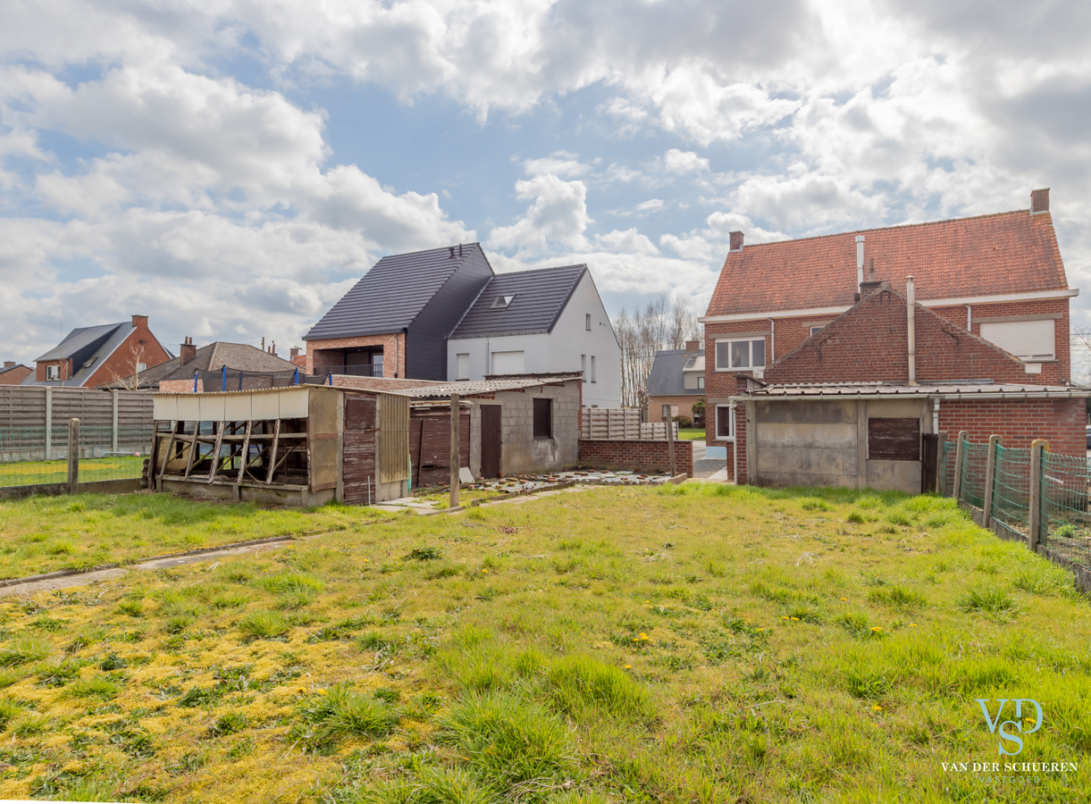 Statige halfopen bebouwing te Gavere 