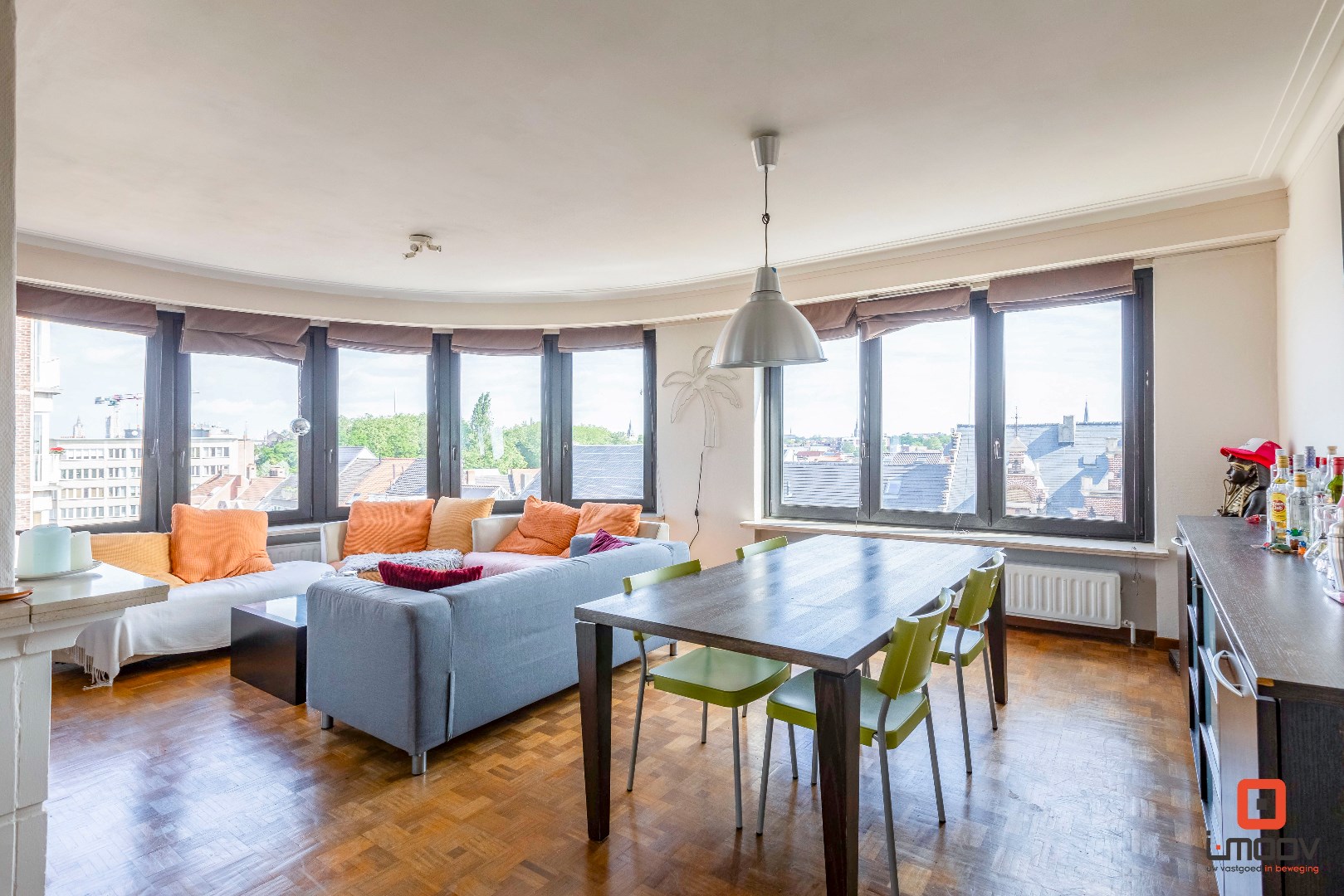 Ruim en lichtrijk appartement op toplocatie in het populaire Ledeberg 