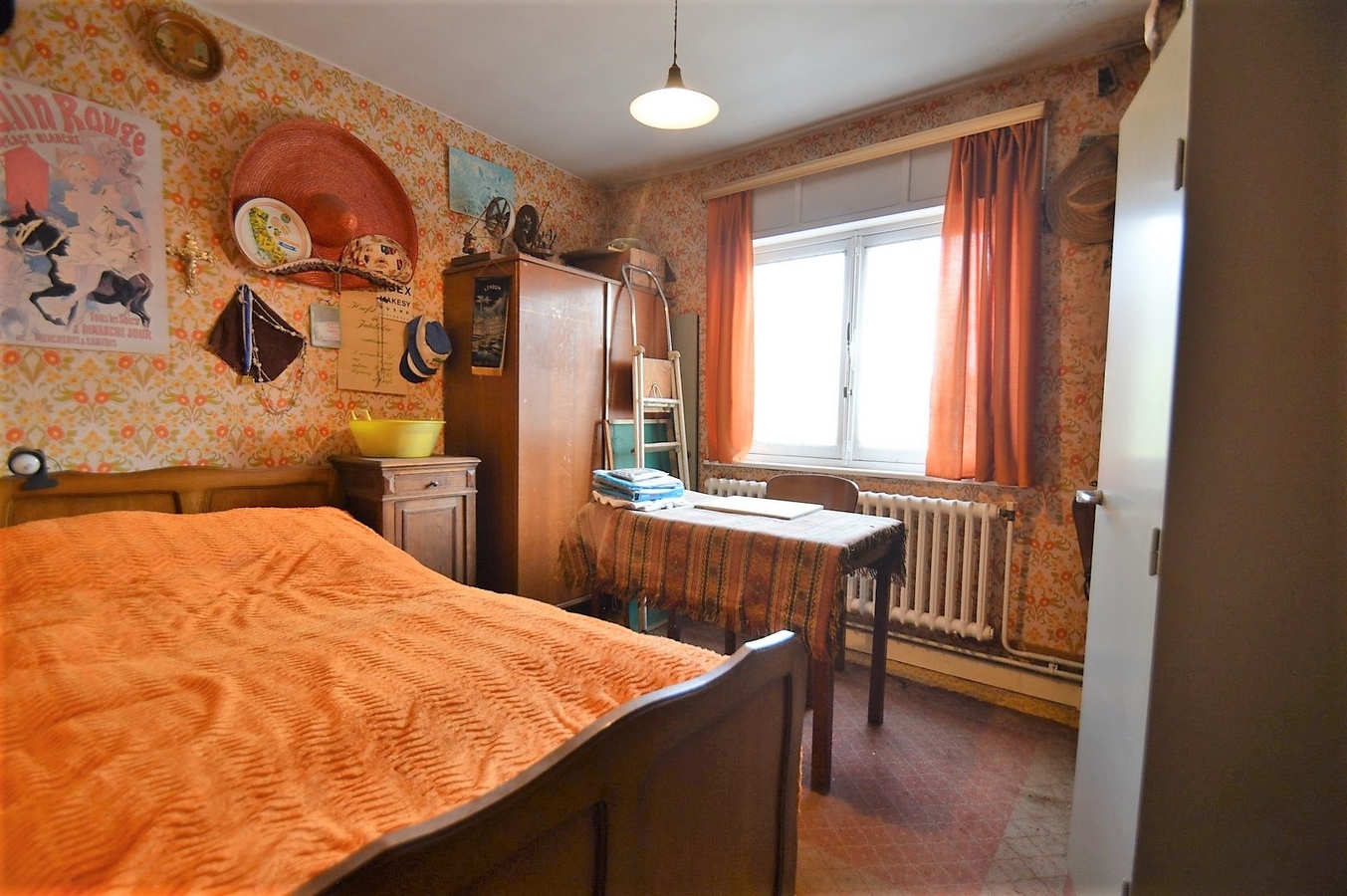 Ruime te renoveren gezinswoning op rustige maar centrale ligging - Sint-Andries 