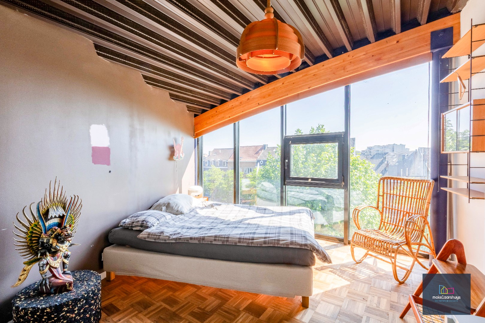 Unieke penthouse met prachtig terras en garagebox te Visserij 