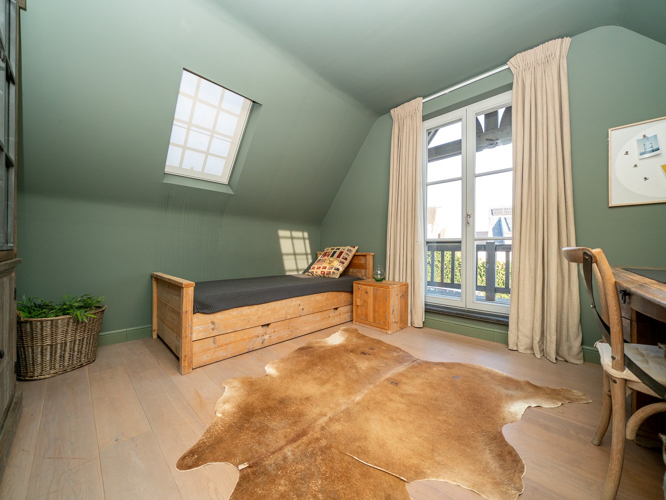 Unieke landelijke villa met zwembad en zicht op Pedevallei 