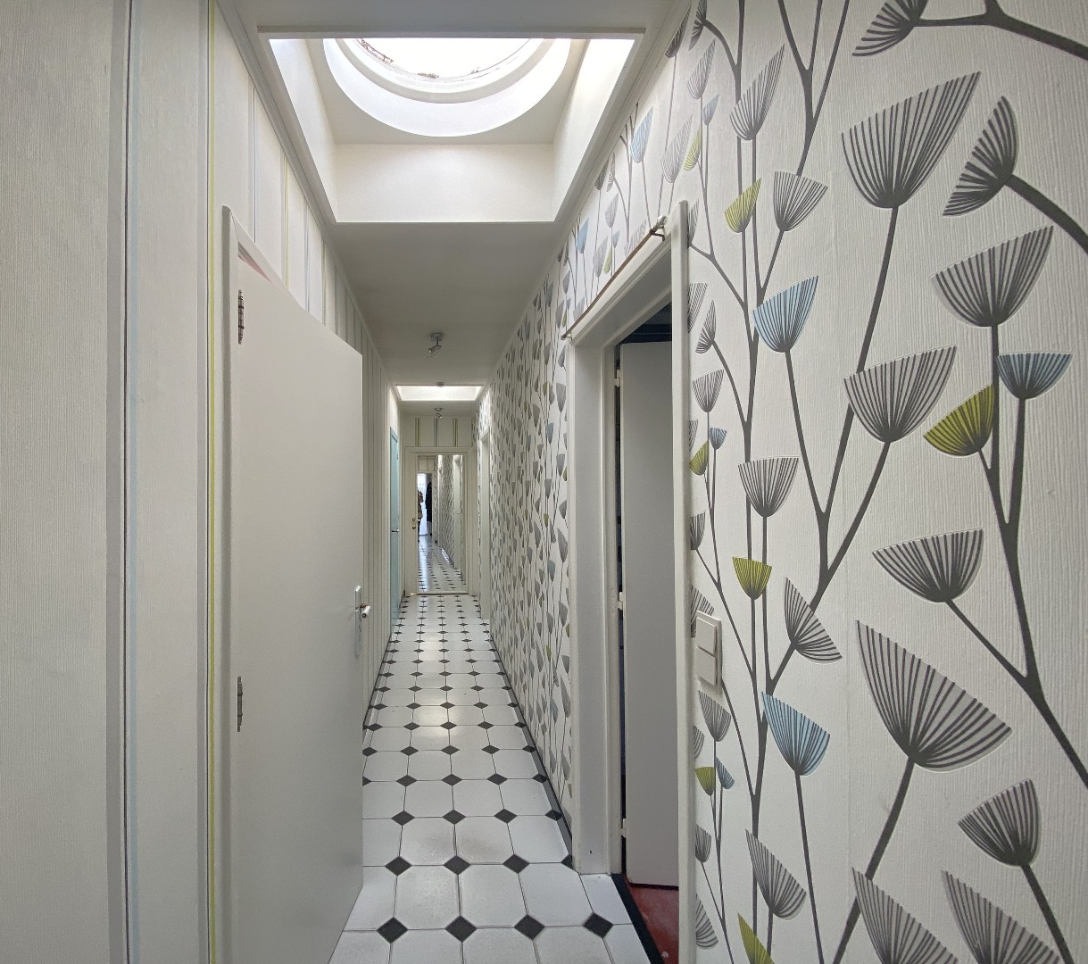 Residentieel gelegen woning met tuin en garage op toplocatie in Waregem! 