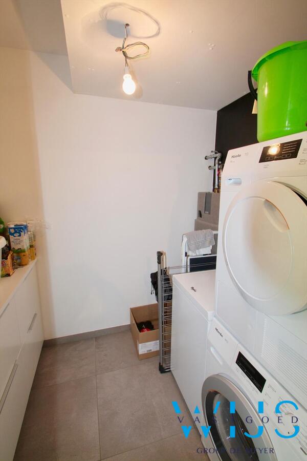 Prachtig afgewerkt appartement in hartje Wippelgem EVERGEM! 