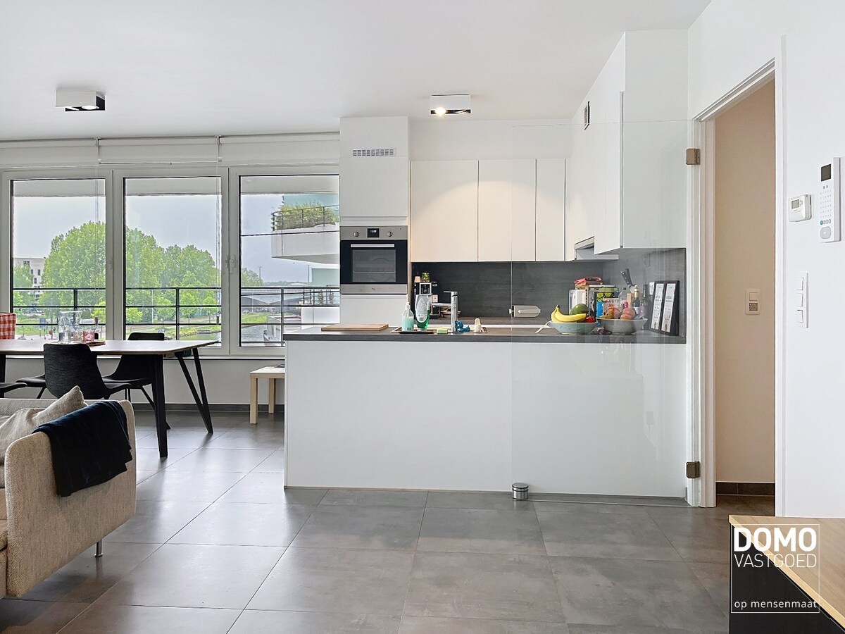 Hoogwaardig afgewerkt appartement gelegen aan de Blauwe Boulevard te Hasselt 