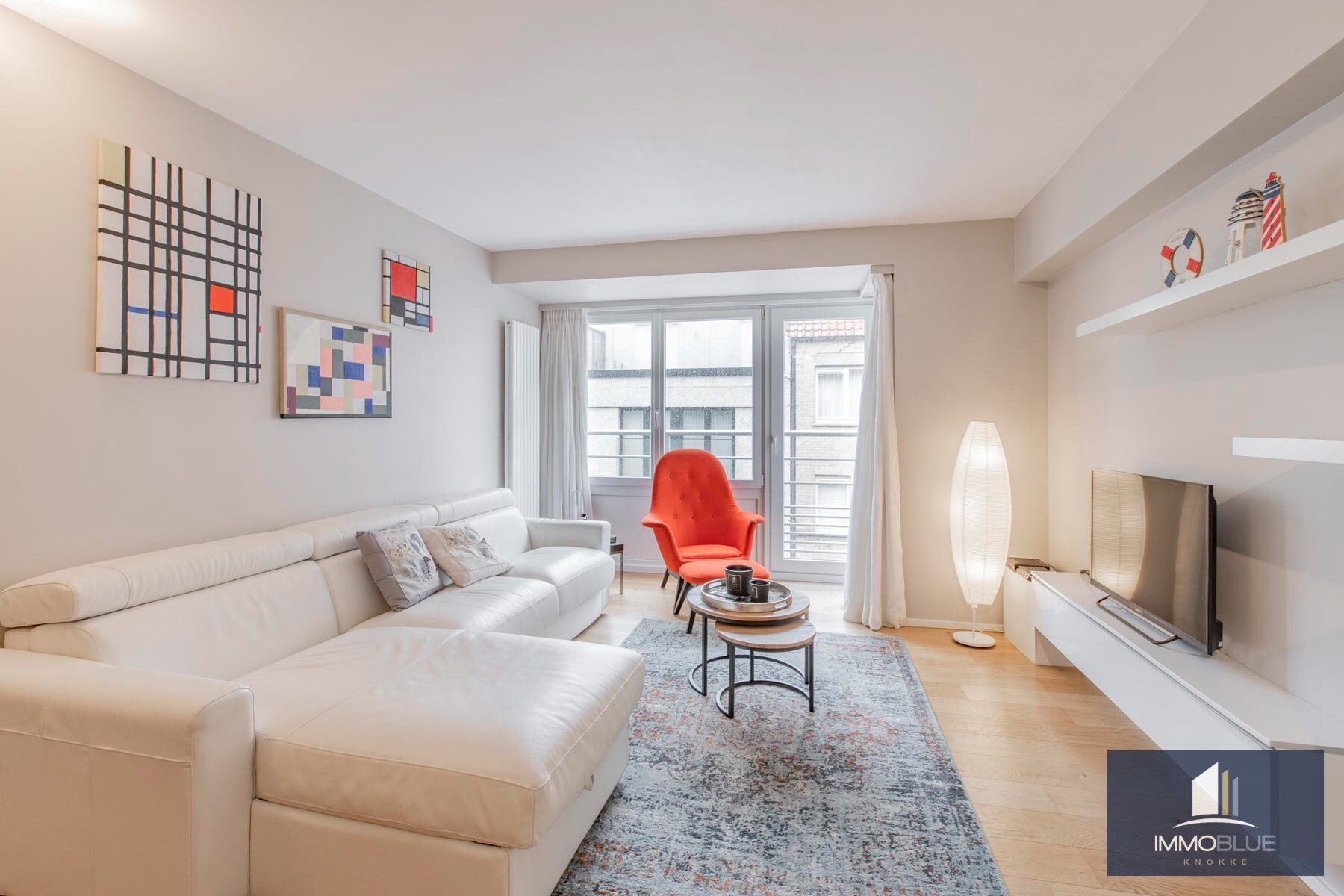 Pied-à-terre prêt à emménager entre la Place du Triangle et la Place Albert. 