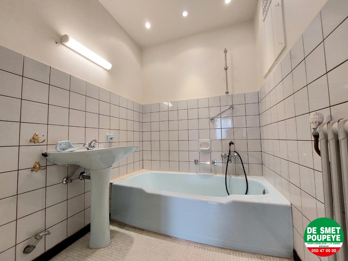Ruim lichtrijk appartement van 147m² 