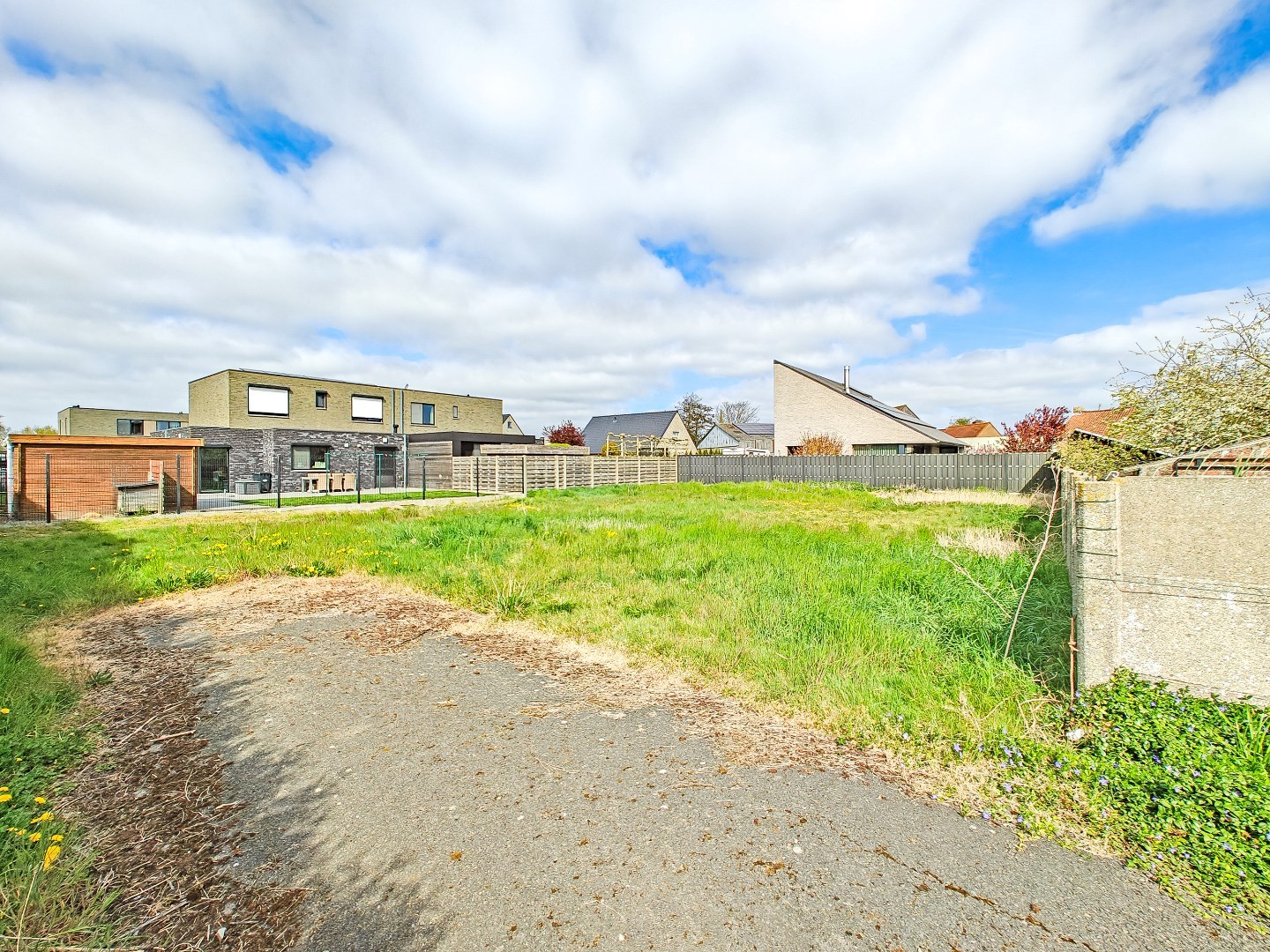 Rustig gelegen bouwgrond 786 m² te Bulskamp (vlakbij Veurne). 