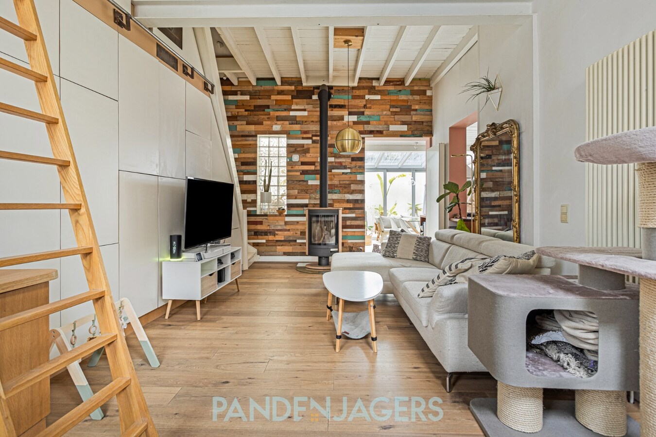 Charmante, gerenoveerde woning te Mechelen 