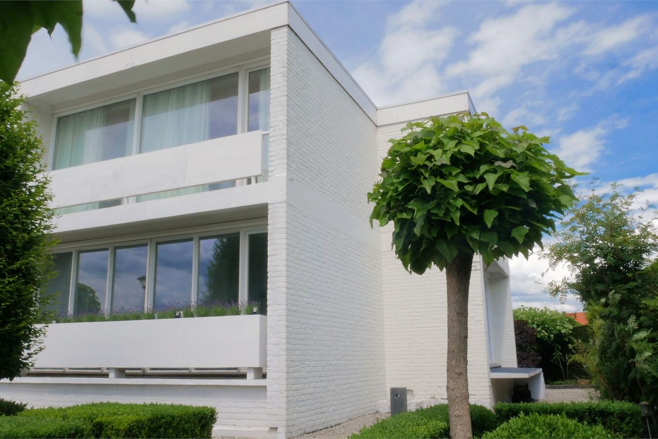 Moderne villa met bijzondere lichtinval 