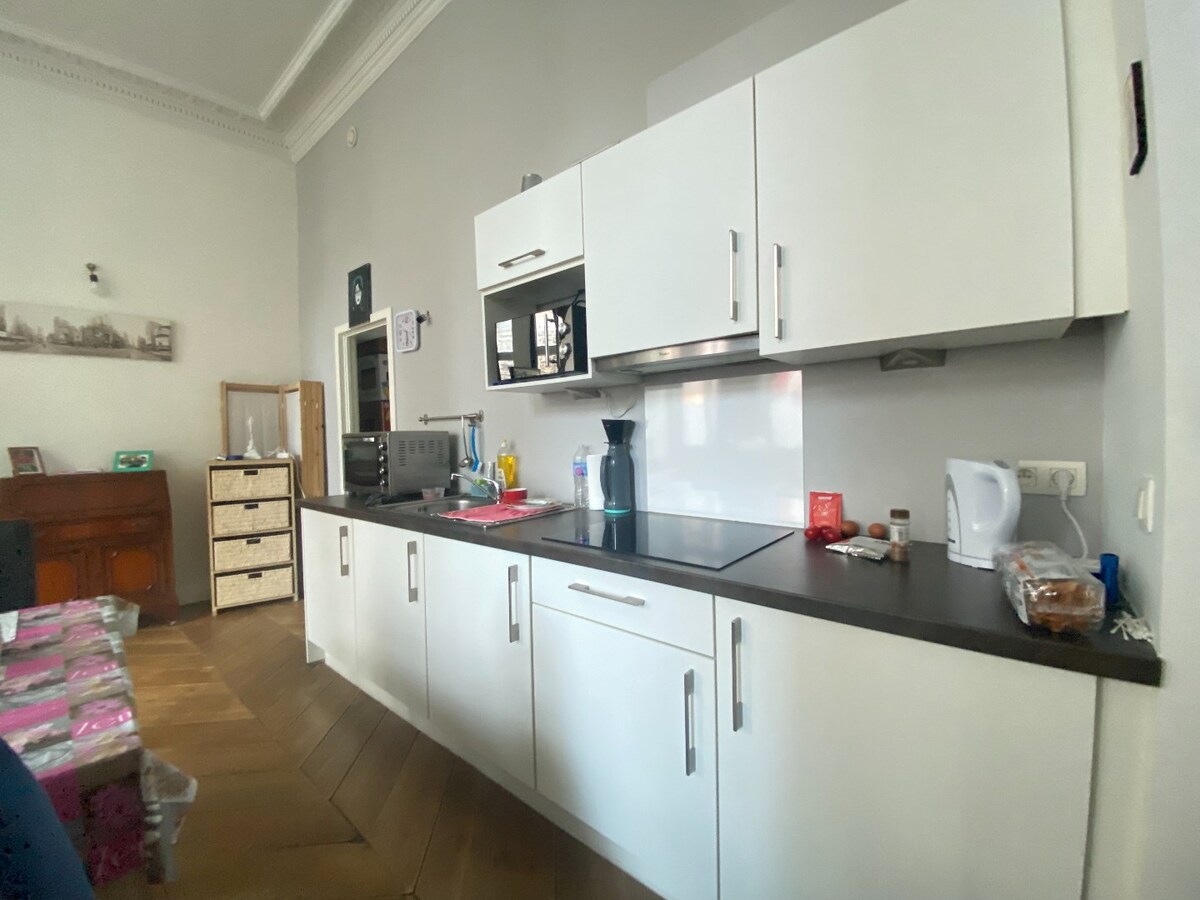 Chaleureux studio proche du Centre-Ville ! 