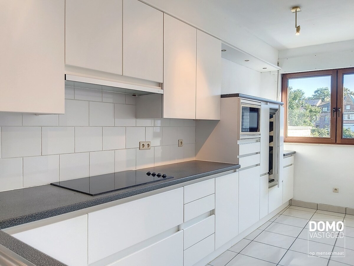 Woning met tuin, garage en 2 slaapkamers op wandelafstand van het centrum van Hasselt 