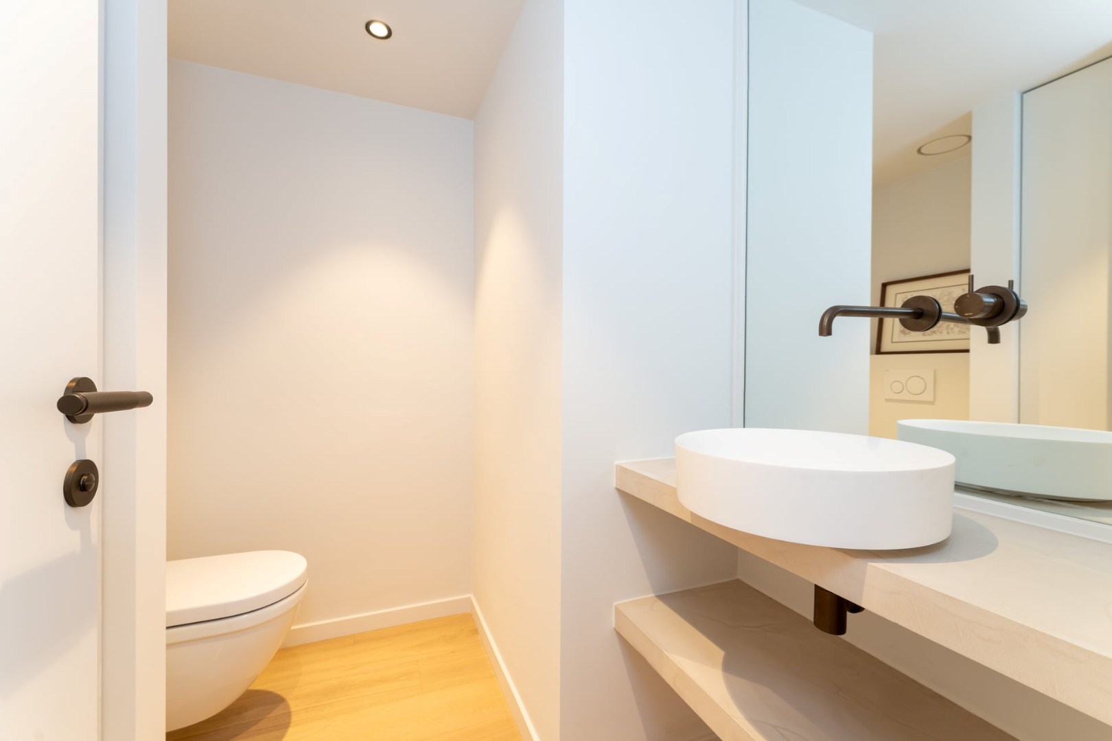 APPARTEMENT HAUT DE GAMME DE 2 CHAMBRES AVEC TERRASSE ET VUE SUR MER 