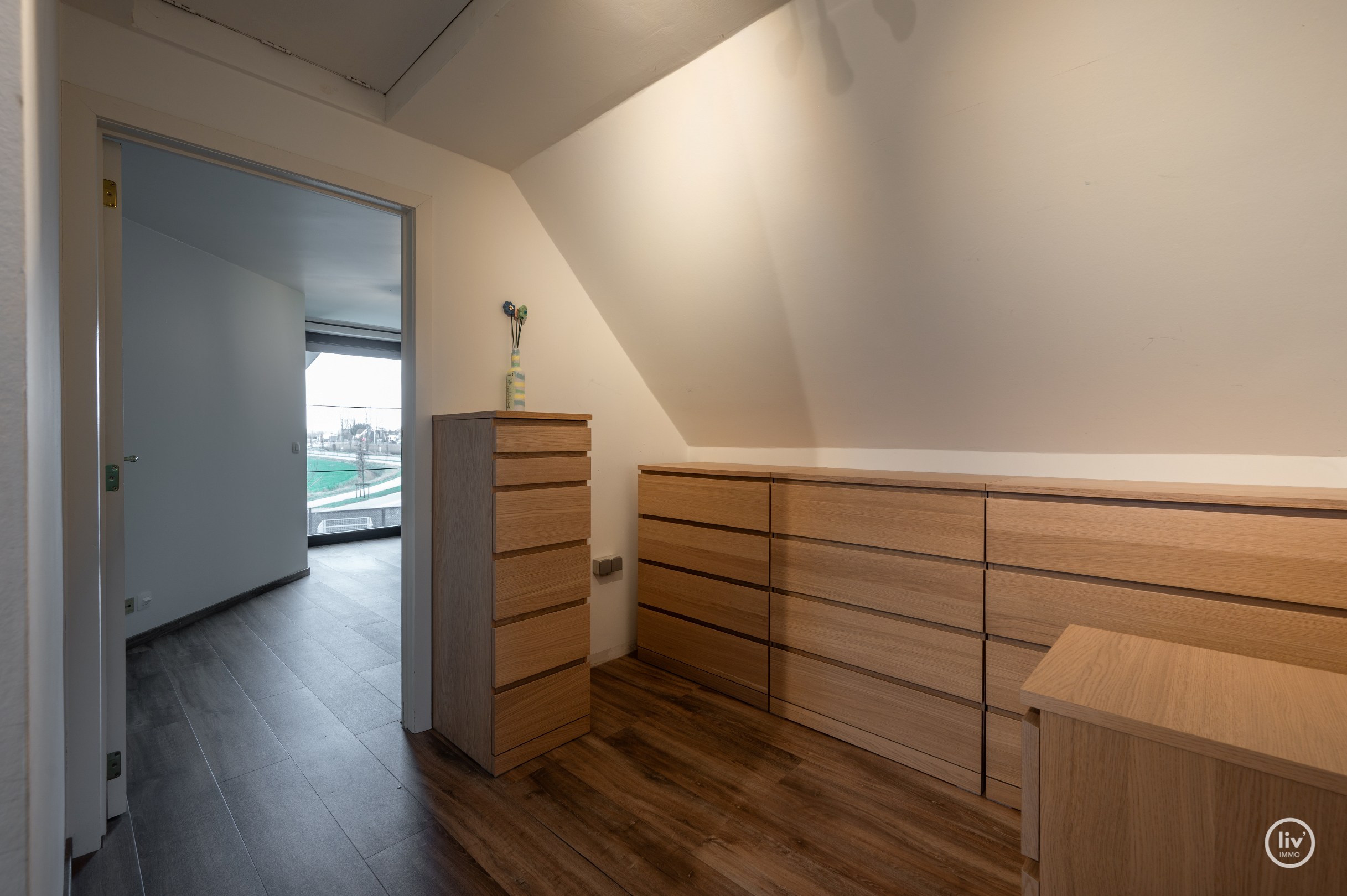 Centrale gelegen villa gelegen op een boogscheut van Knokke Centrum met ruim perceel (ideaal in combinatie met een commerciële activiteit) 