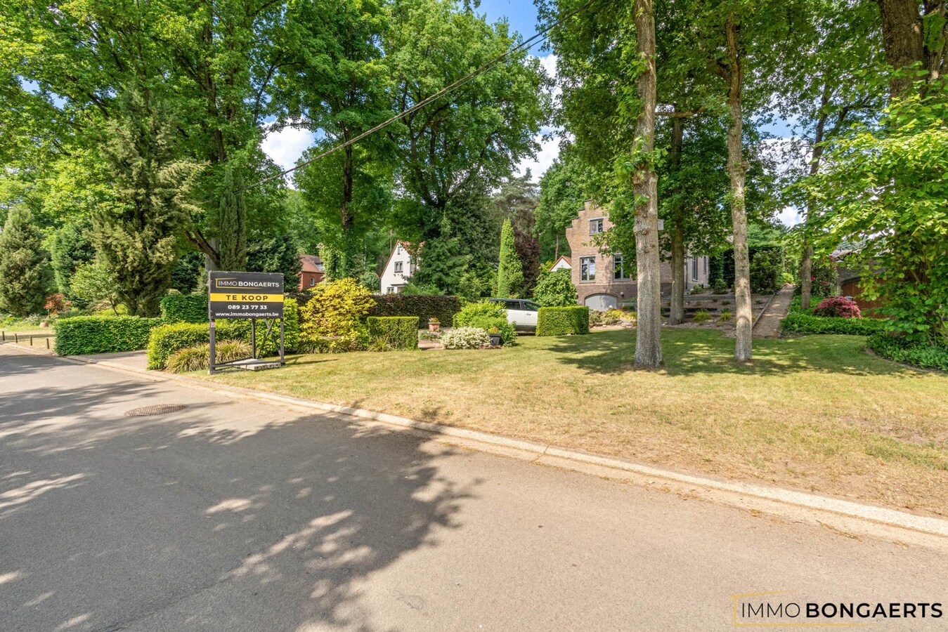 Zeer ruime woning op een leuke locatie te Bret-Gelieren 