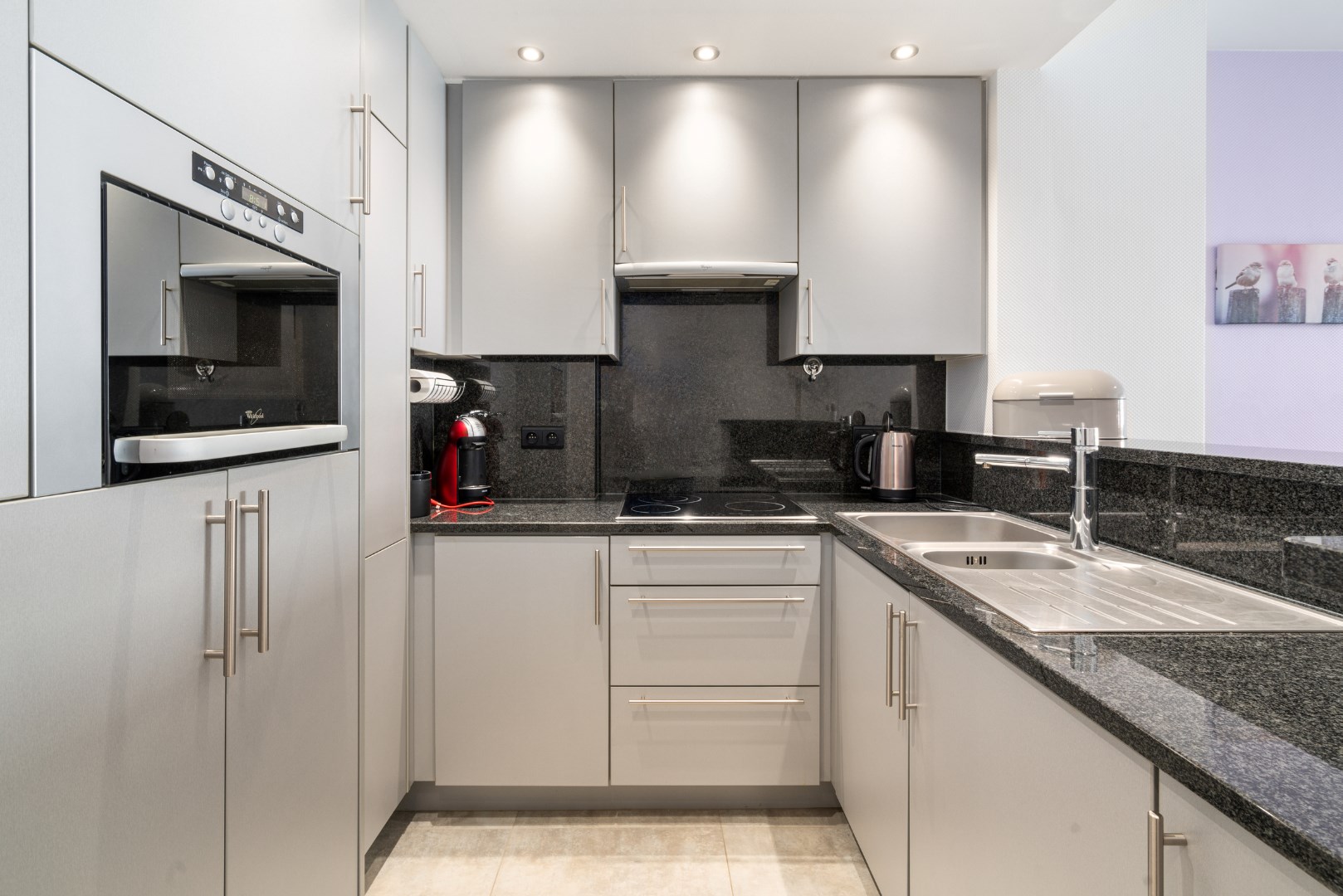 INSTAPKLAAR APPARTEMENT MET 1 SLAAPKAMER IN CENTRUM OOSTENDE 