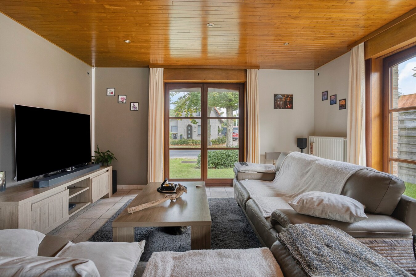 Instapklare gezinswoning met 5 slaapkamers op een perceel van 623 m² in Izegem 