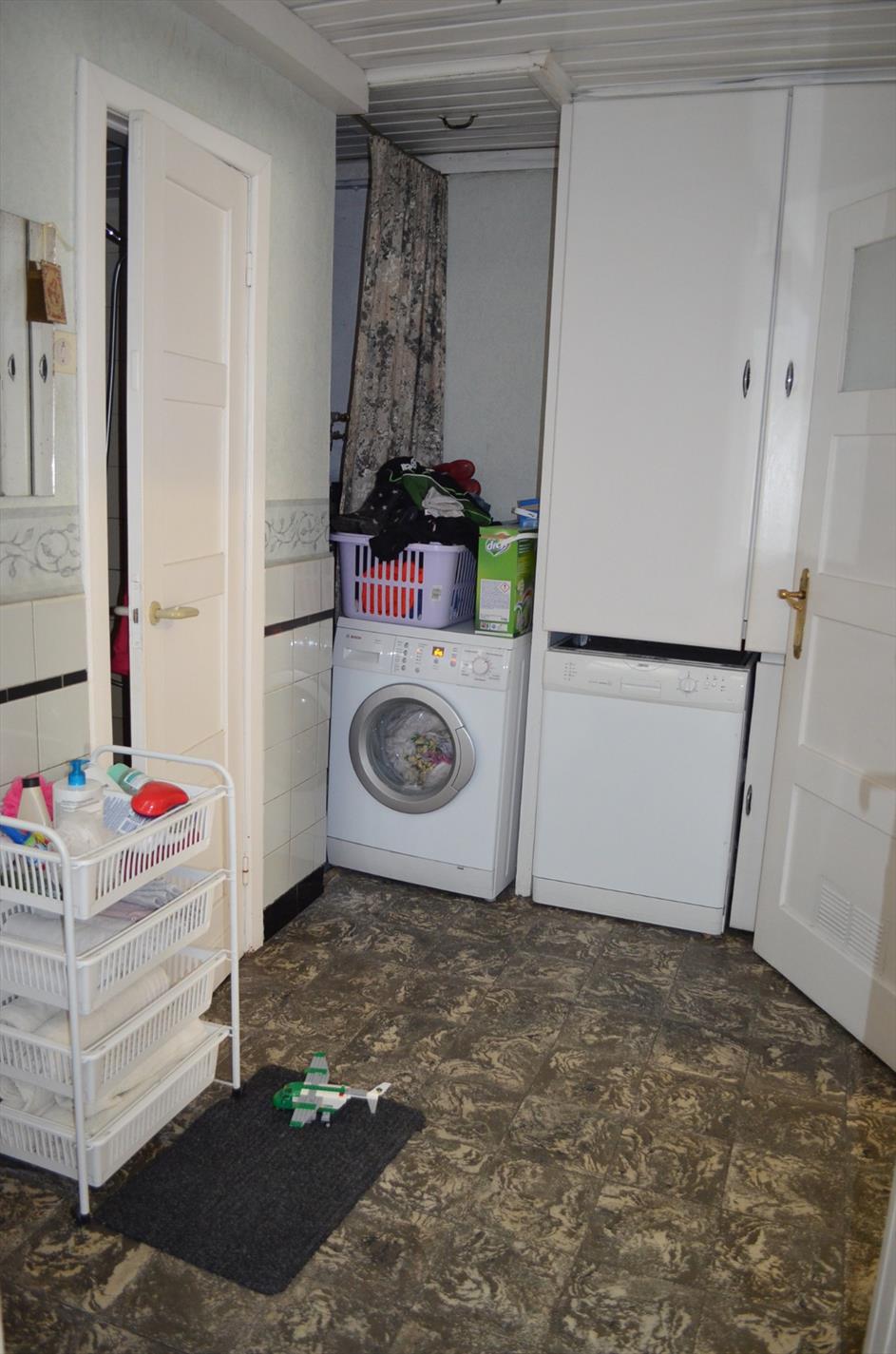 Grondig te renoveren woning op 350m² rustig gelegen nabij centrum Maldegem 