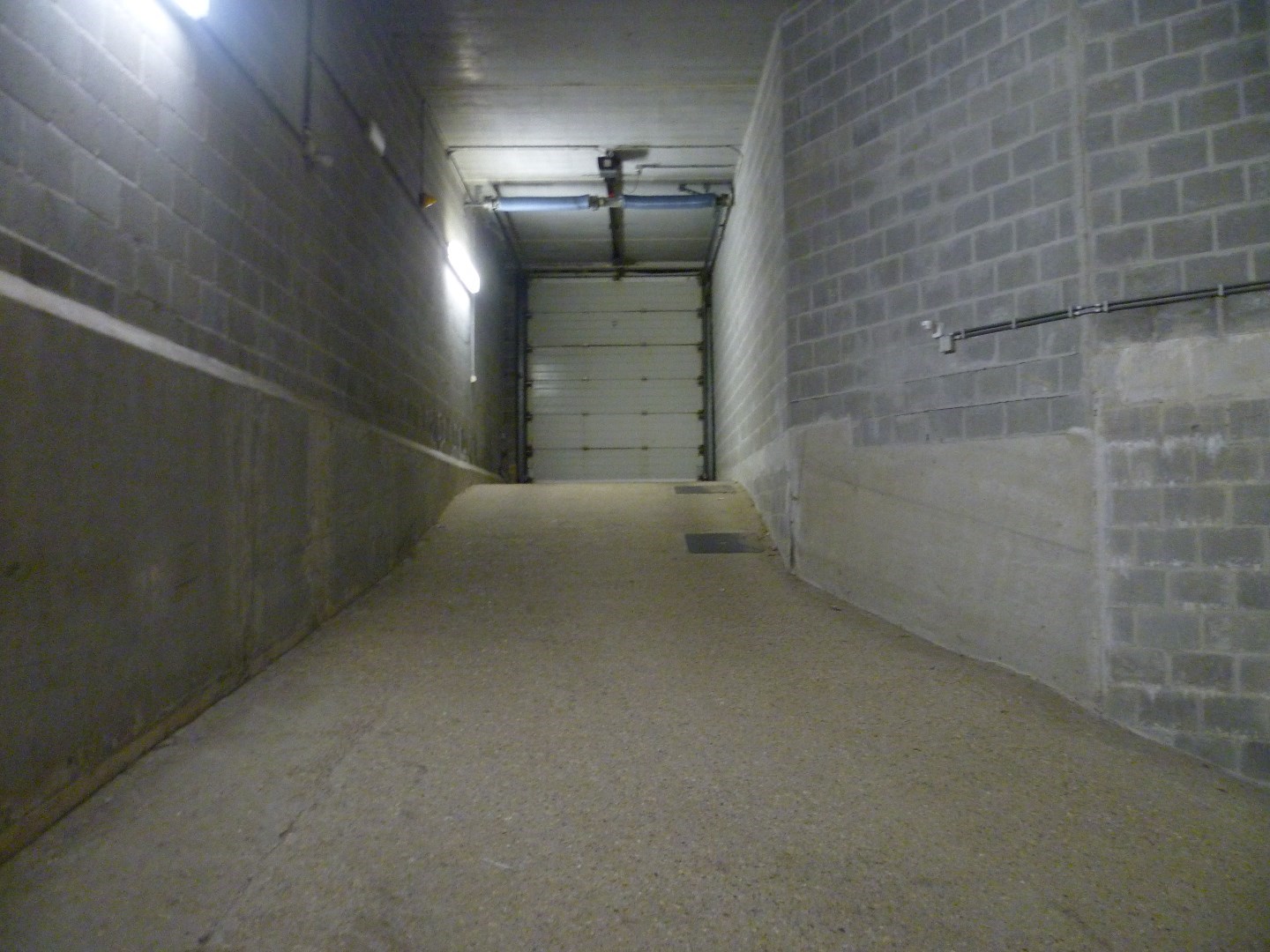 Ruime autostaanplaats 